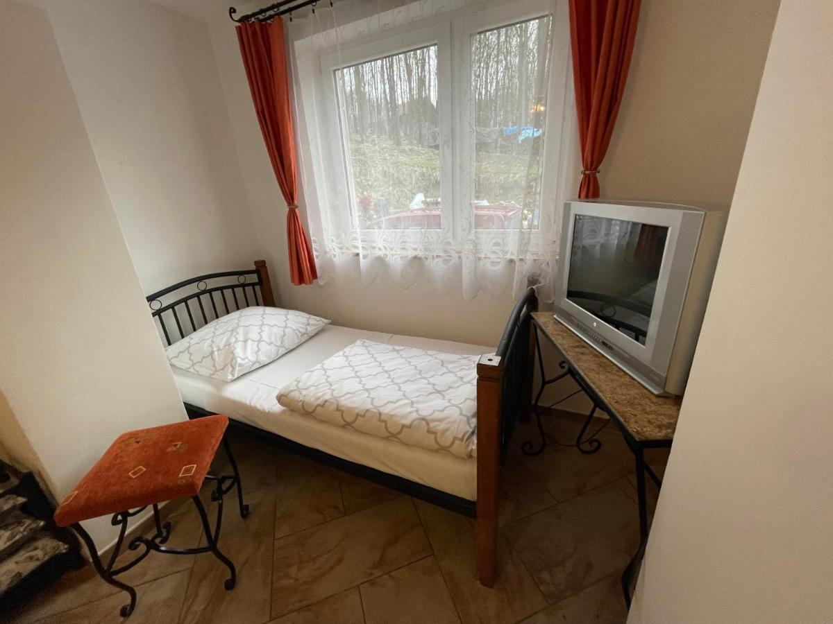 Chata Korenny Vrch Pezinska Baba Bazin Kültér fotó