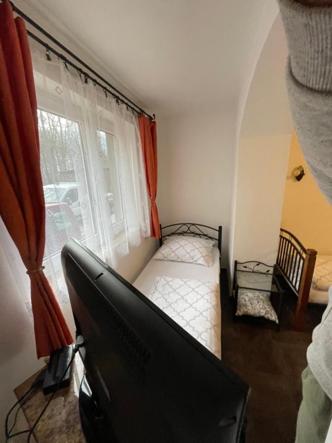 Chata Korenny Vrch Pezinska Baba Bazin Kültér fotó